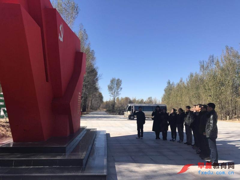 1060056134.jpg 1060056134.jpg