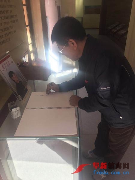 1060056133.jpg 1060056133.jpg